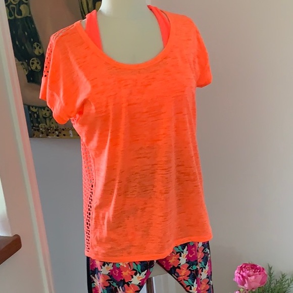 Fluro Mesh back T-shirt - Picture 4 of 6